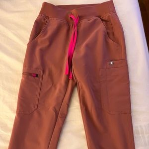 FIGS mauve scrub pants